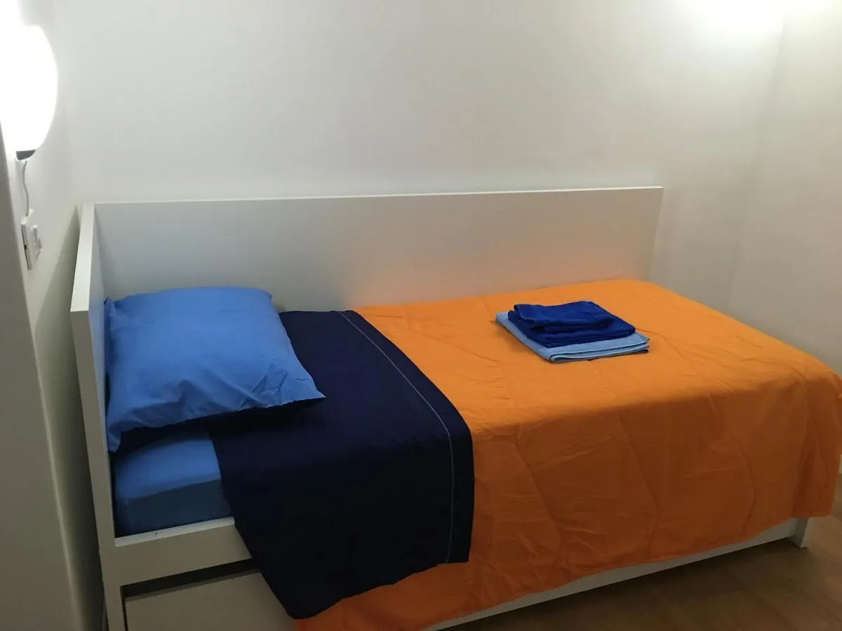 Family House - Bb Home Maletto Palermo Italia